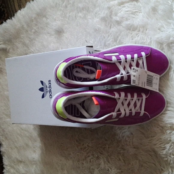 SALE!!!Adidas sleek snickers - Picture 9 of 12